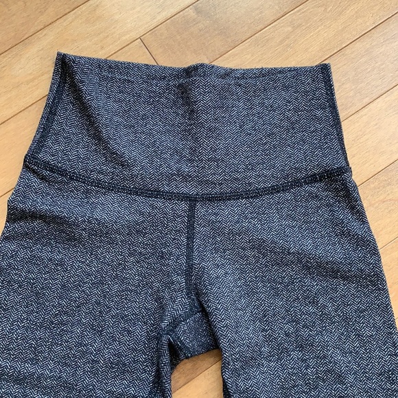 TNA | Athletic leggings - Picture 4 of 6